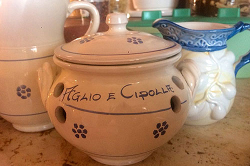 Ceramiche e Terracotta Leccese Contenitore Aglio e Cipolle
